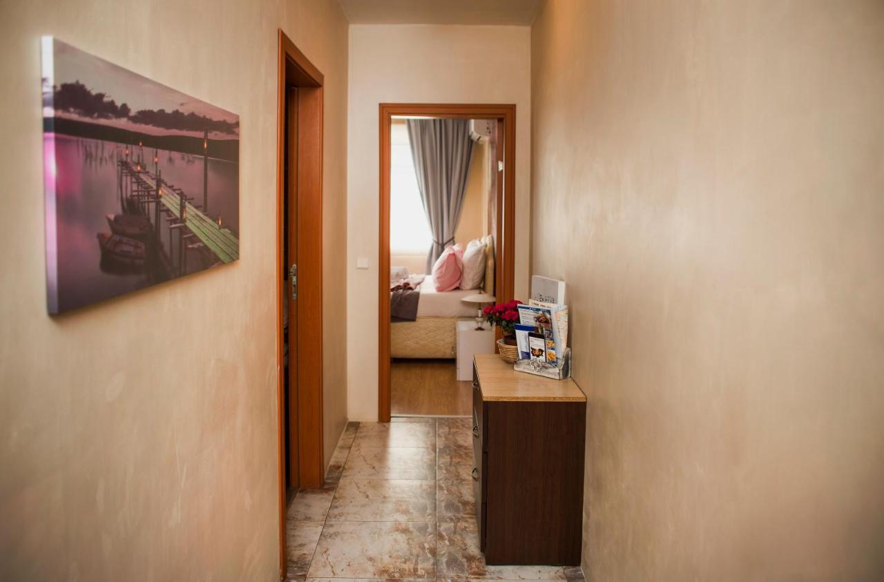 Lucky 7 - Comfort,Clean ,Cosy Apartment Ruse Exterior foto